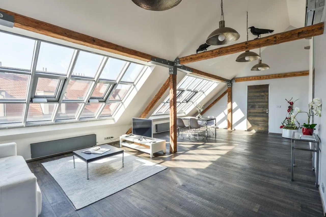 דירות פראג Designer Loft
