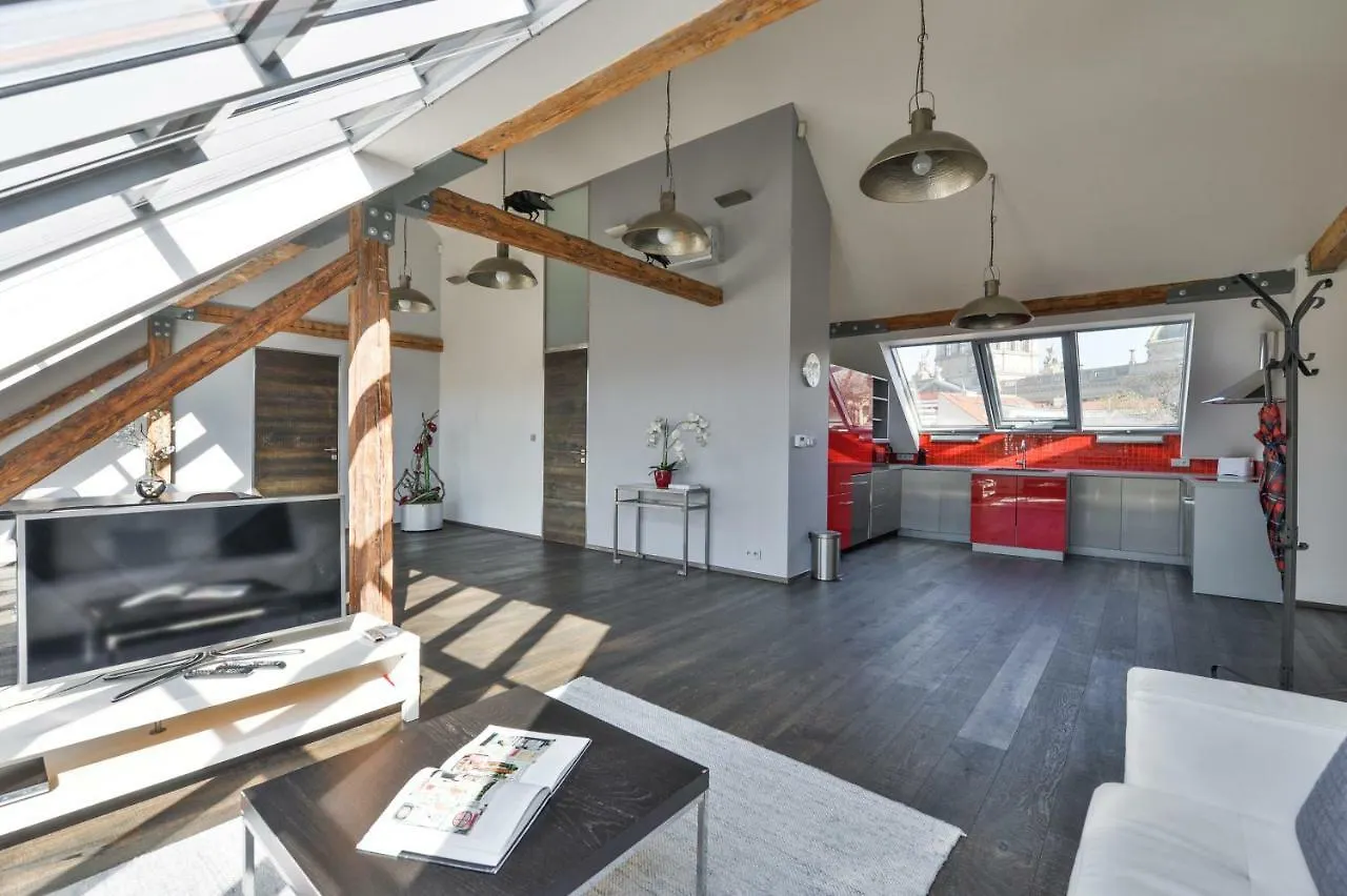 דירות פראג Designer Loft צ'כיה